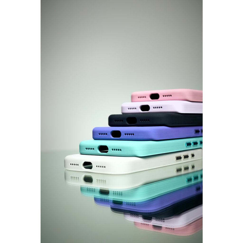 Decoded Silicone Backcover Apple iPhone 17 Pro Max Soft Taupe