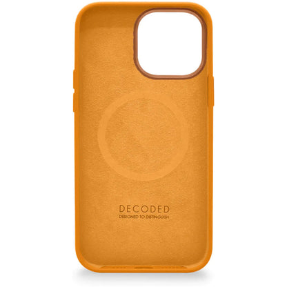 Decoded Silicone Backcover Apple iPhone 14 Pro Apricot