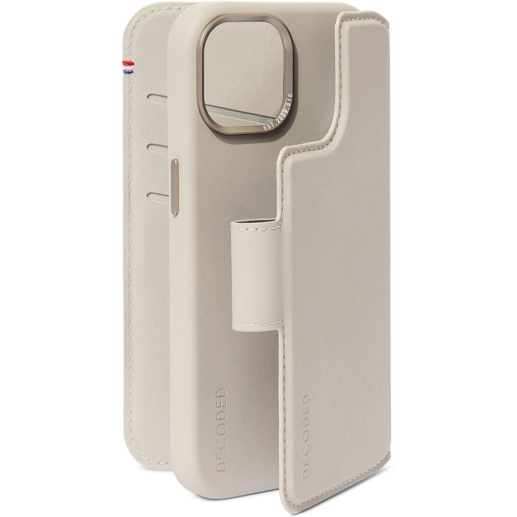 Decoded Leather Detachable Wallet Apple iPhone 15 Plus Clay