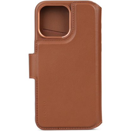 Decoded Leather Detachable Wallet Apple iPhone 15 Pro Tan