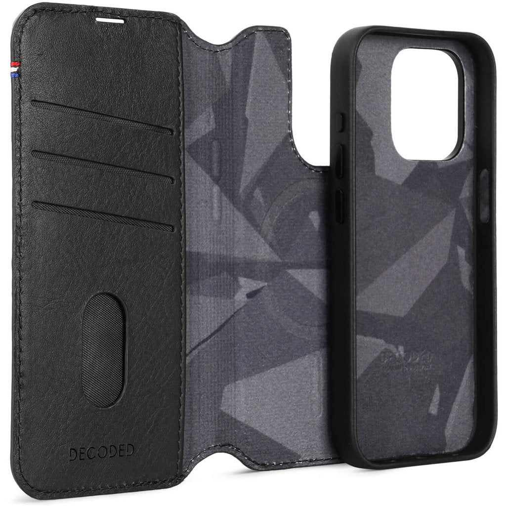 Decoded Leather Detachable Wallet Apple iPhone 15 Pro Black