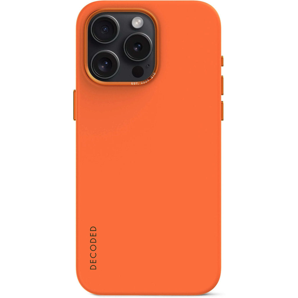 Decoded Silicone Backcover Apple iPhone 15 Pro Max Apricot Crush