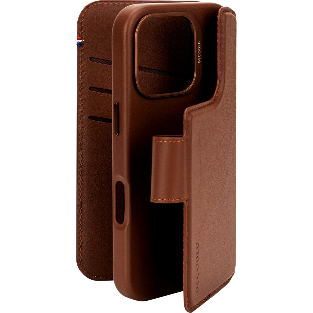 Decoded Leather Detachable Wallet Apple iPhone 16 Pro Tan
