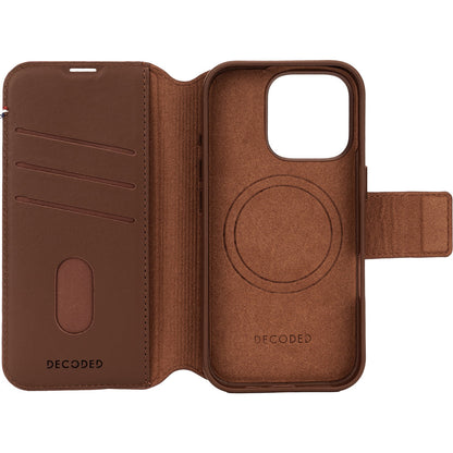 Decoded Leather Detachable Wallet Apple iPhone 16 Pro Tan