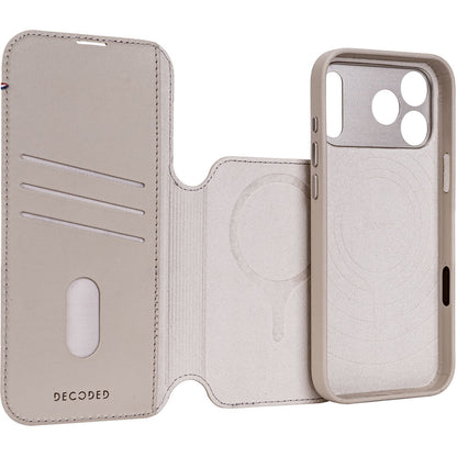 Decoded Leather Detachable Wallet Apple iPhone 17 Pro Max Solid Clay
