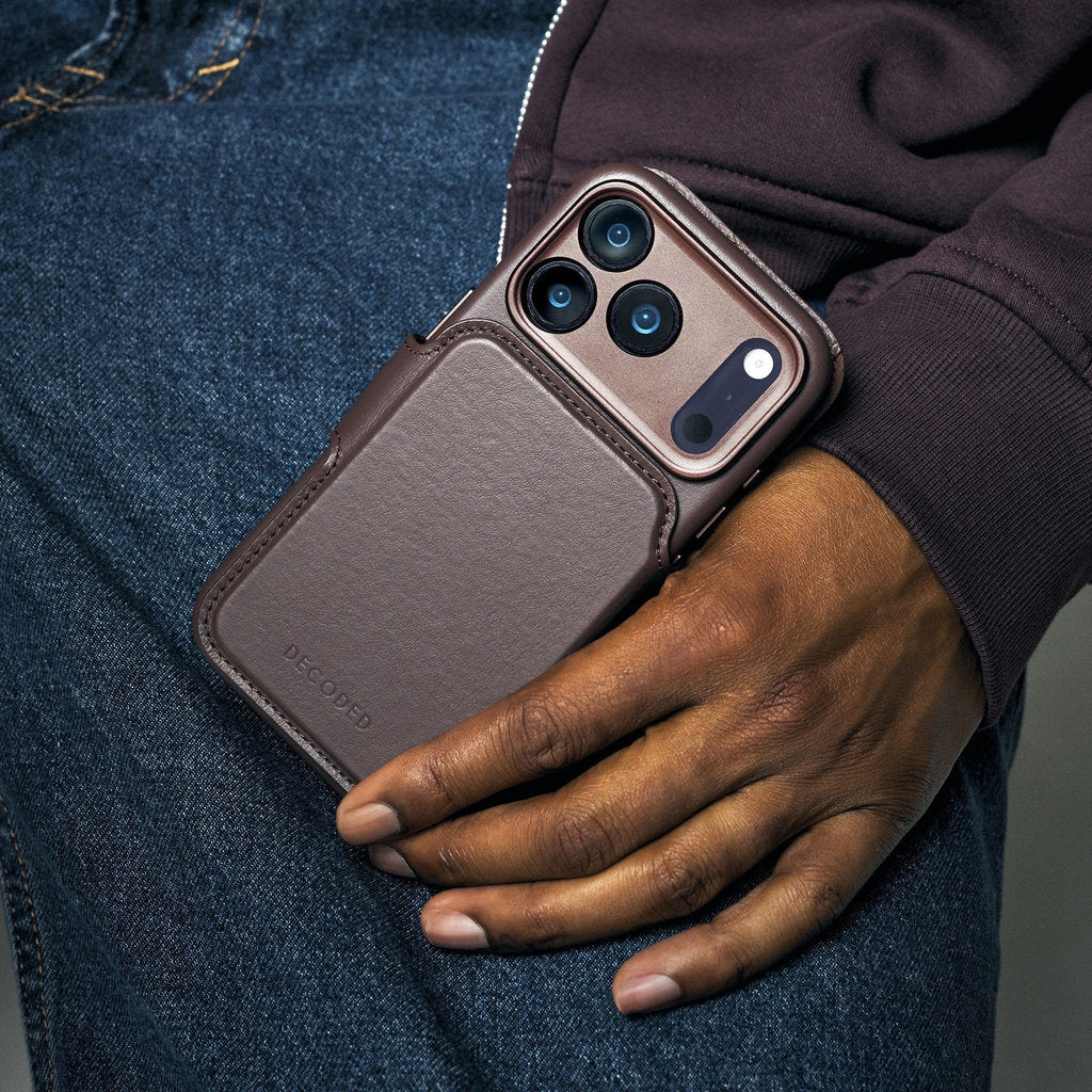 Decoded Leather Detachable Wallet Apple iPhone 17 Pro Max Chocolate Brown