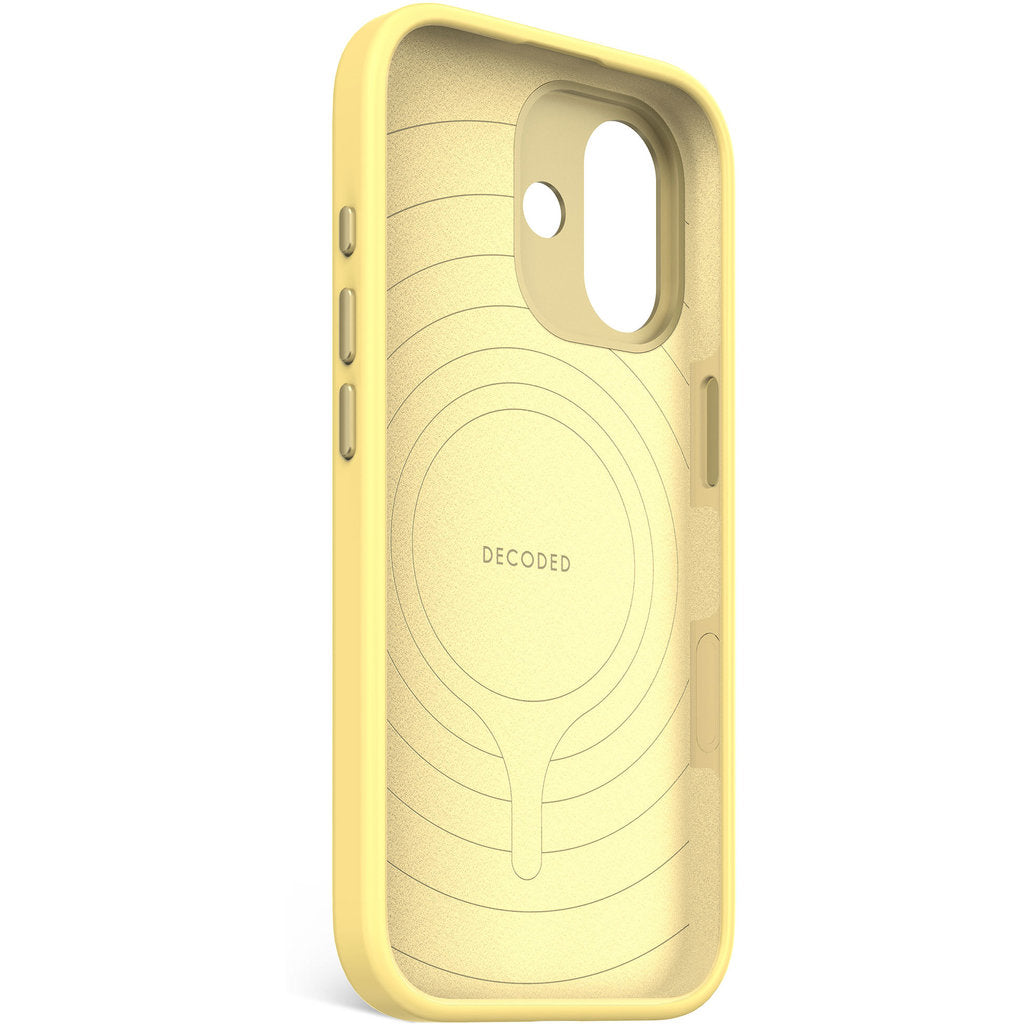 Decoded Silicone Backcover Apple iPhone 17 Yuma Yellow