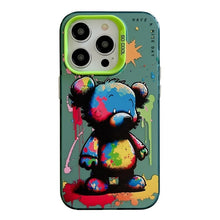 iPhone 15 Pro Dierenpatroon Olieverfschilderij Serie Telefoonhoesje (Kleurrijke Beer